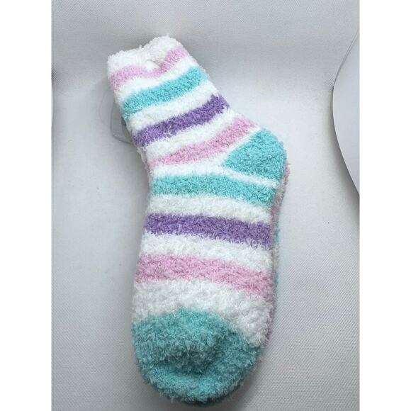 Capelli New York 3 Pack Of Slipper Socks Size M/L NEW - Picture 3 of 3